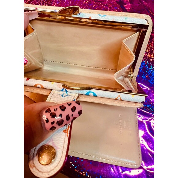 Louis Vuitton Murakami in demand compact wallet. Full inclusion - Picture 8 of 12